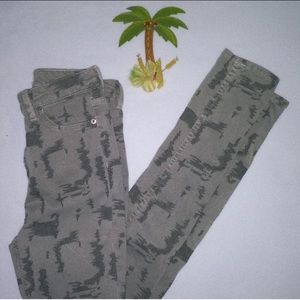 Free People 28 Denim Jeans